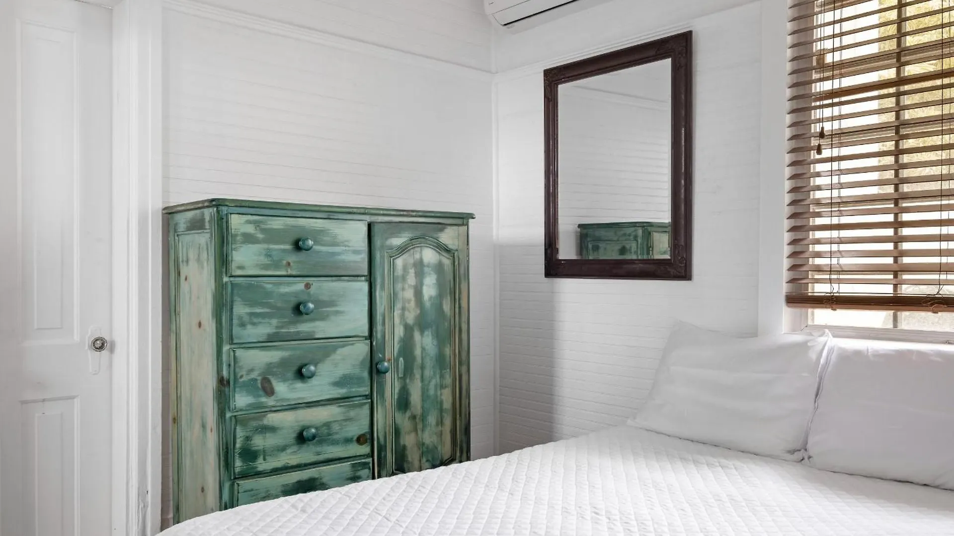 Lejlighed Spacious & Bright 2Bd Apt, Steps To Sand! - 18 Down San Juan